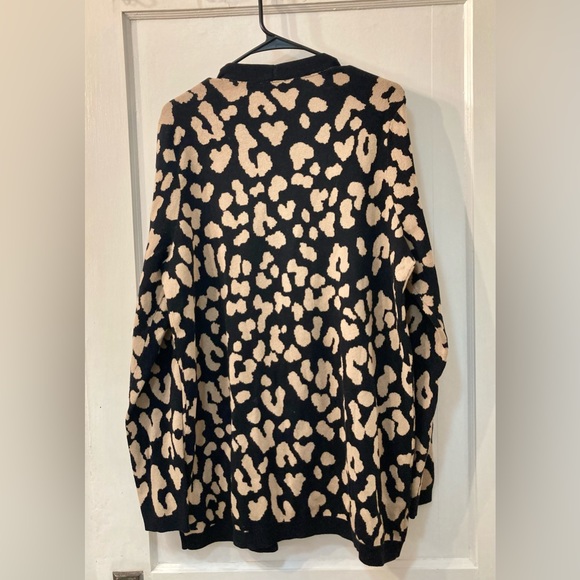 Kim Rogers Cardigan - Picture 9 of 10